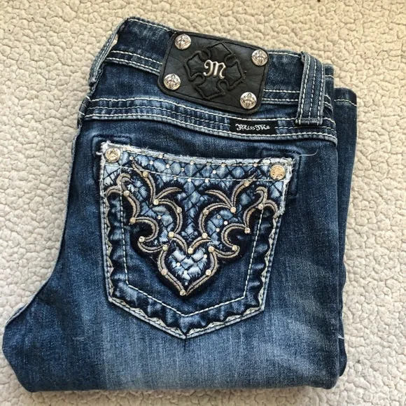 Miss Me Jeans - Picture 1 of 17